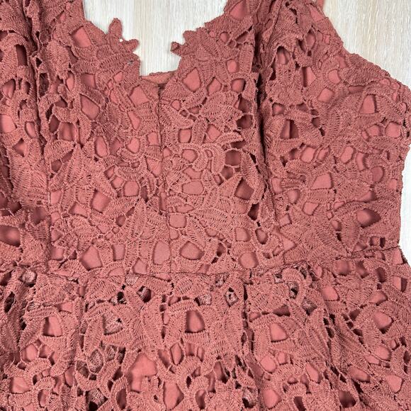 ASTR The Label Lace A-Line Spaghetti Strap Romantic Boho Chic Midi Dress Medium - Picture 5 of 16